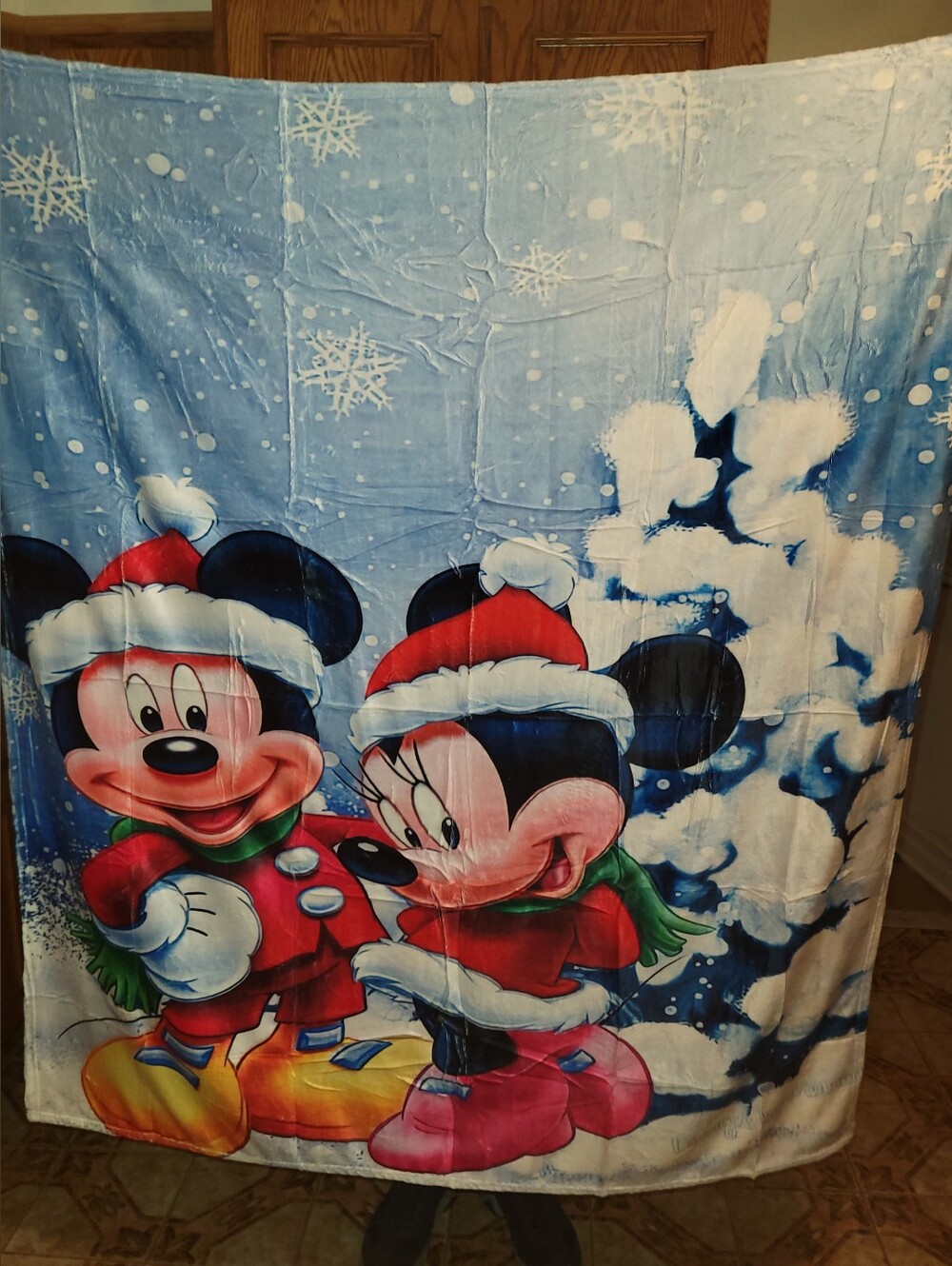 Disney Mickey & Minnie Holiday Throw Blanket - Blue, Red, Green, Yellow NEW
